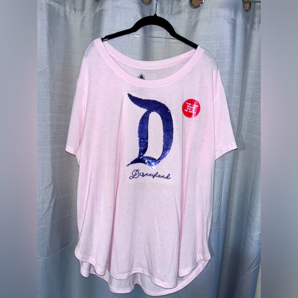 2X Pink Disney Parks Logo Top